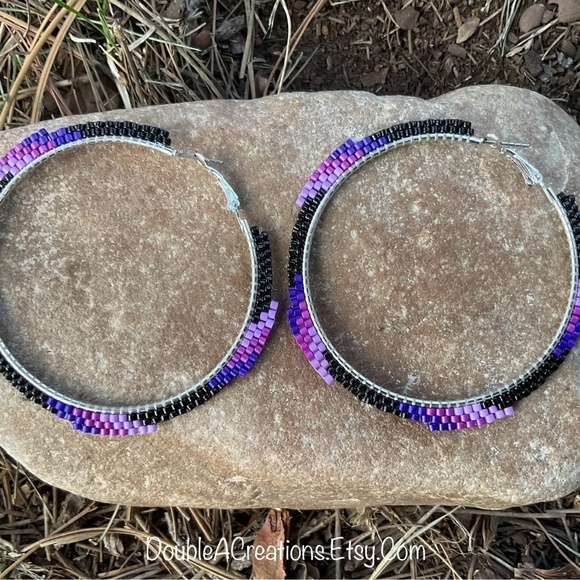 Purple Wave Beaded Hoops, New, Handmade by Me - Picture 6 of 8